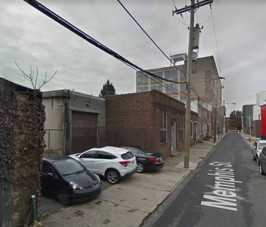 438-48 Memphis St garages