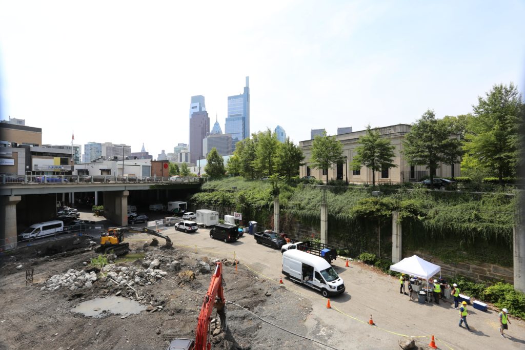 2100-Hamilton-Trench