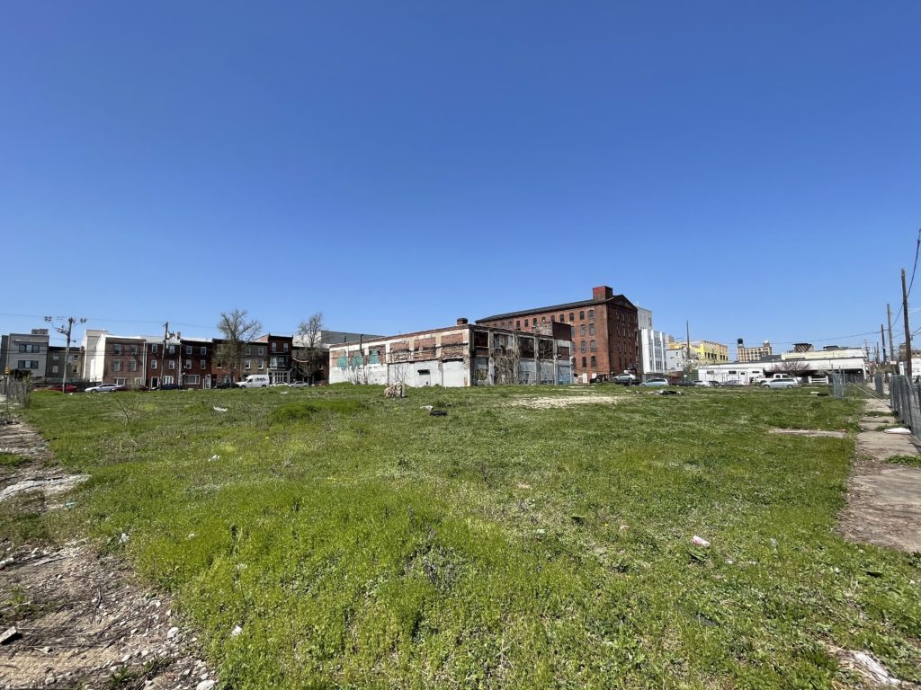 vacant lot at 175 W. Oxford St